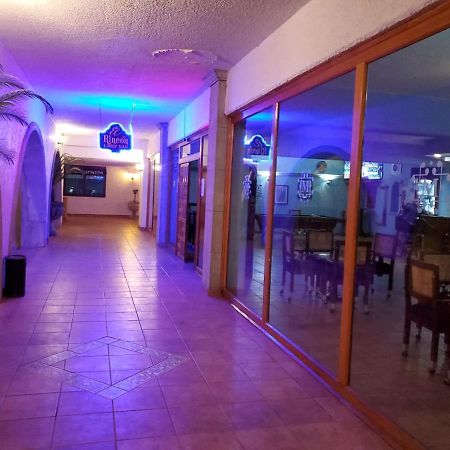 Hotel Mision Santa Maria San Quintin ภายนอก รูปภาพ